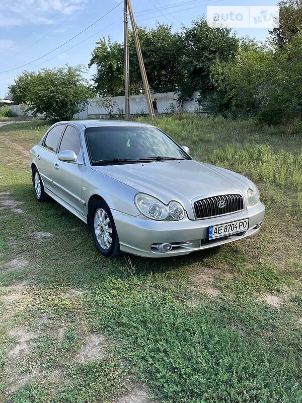 Седан Hyundai Sonata 2004 в Днепре