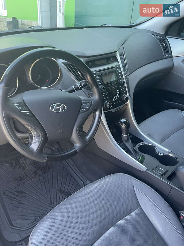 Седан Hyundai Sonata 2011 в Краматорске