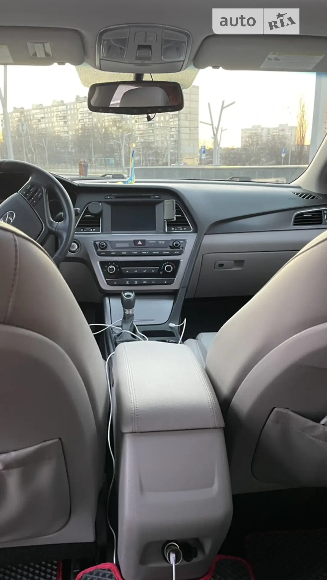2017 Hyundai Sonata - мініатюра 13