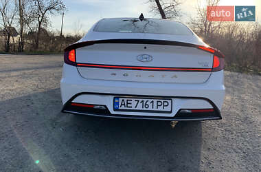 Седан Hyundai Sonata 2021 в 