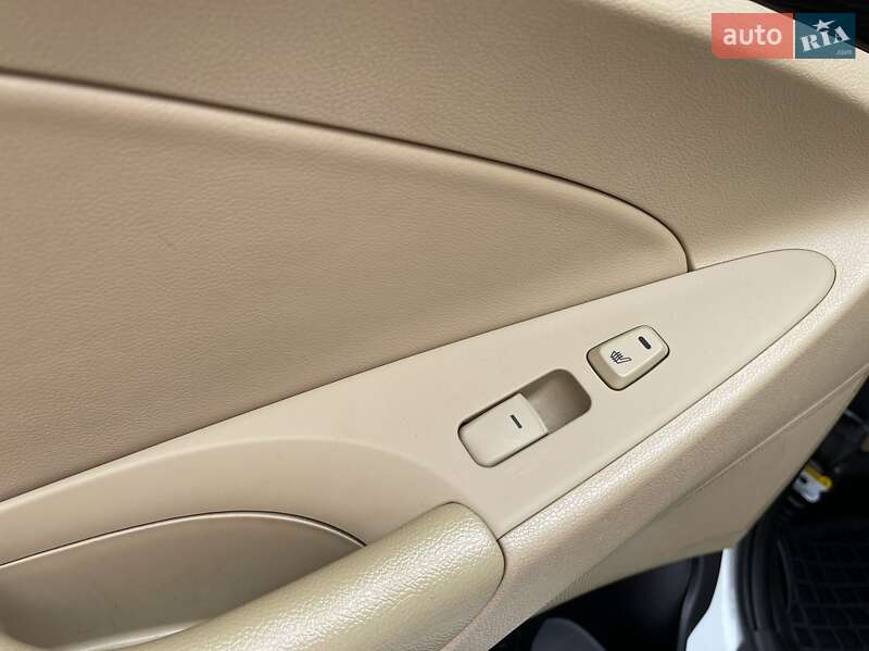 Седан Hyundai Sonata 2012 в Харкові