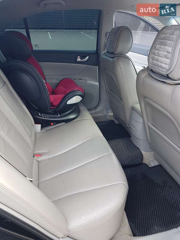 Седан Hyundai Sonata 2006 в Ужгороде