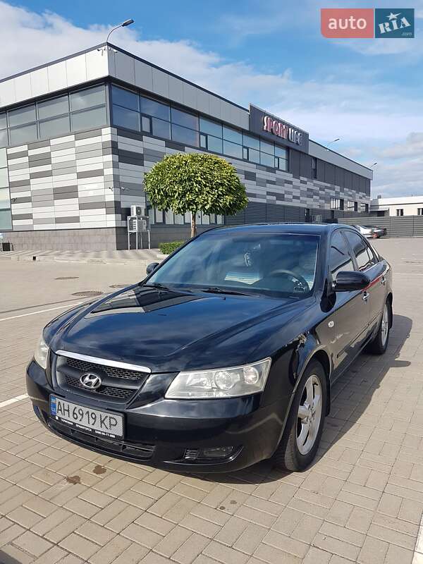 Седан Hyundai Sonata 2006 в Ужгороде