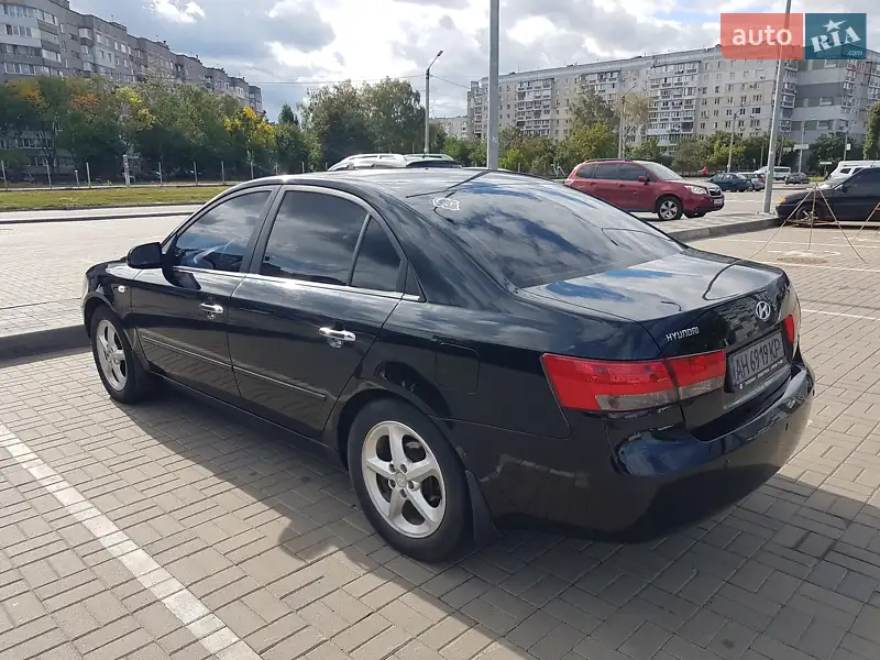 Hyundai Sonata