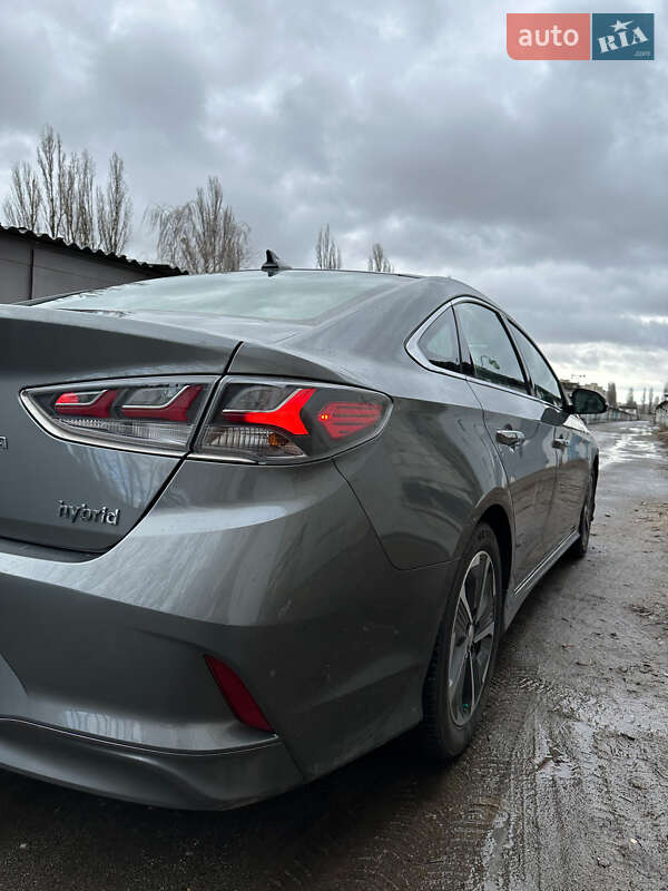 Седан Hyundai Sonata 2018 в Києві