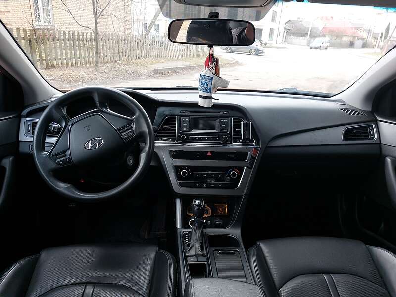 Седан Hyundai Sonata 2016 в Луцке