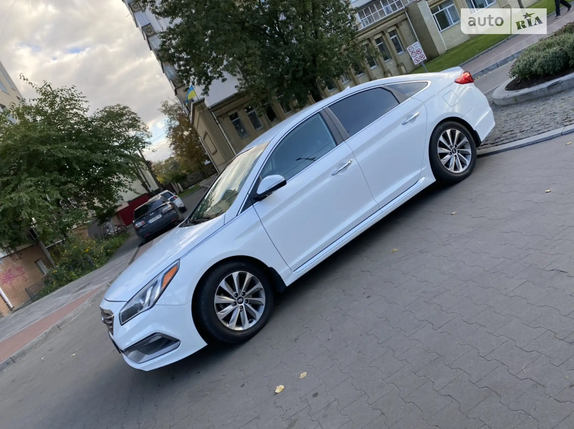 2015 Hyundai Sonata - мініатюра 17
