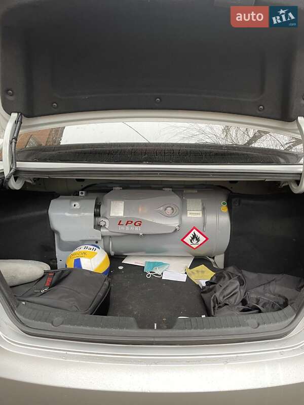 Седан Hyundai Sonata 2016 в Кривом Роге