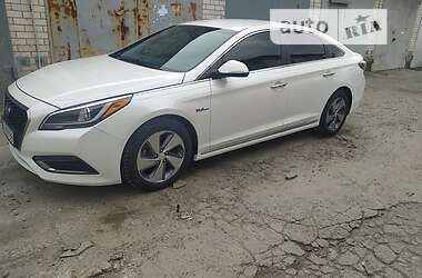 Седан Hyundai Sonata 2015 в Киеве