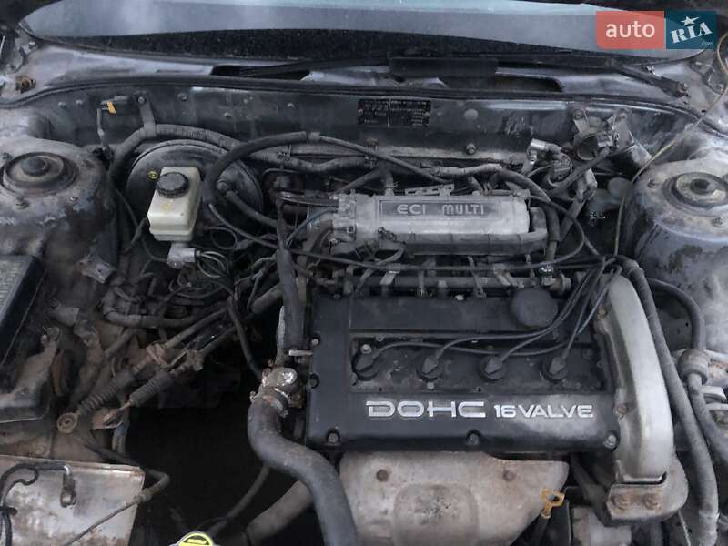 Седан Hyundai Sonata 1998 в Березані