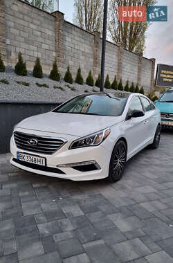 Седан Hyundai Sonata 2015 в Ровно