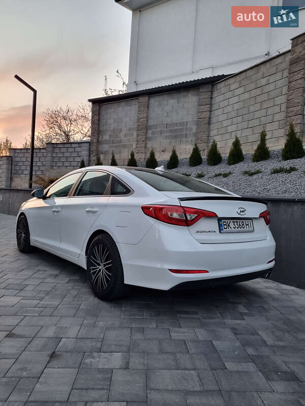 Седан Hyundai Sonata 2015 в Рівному