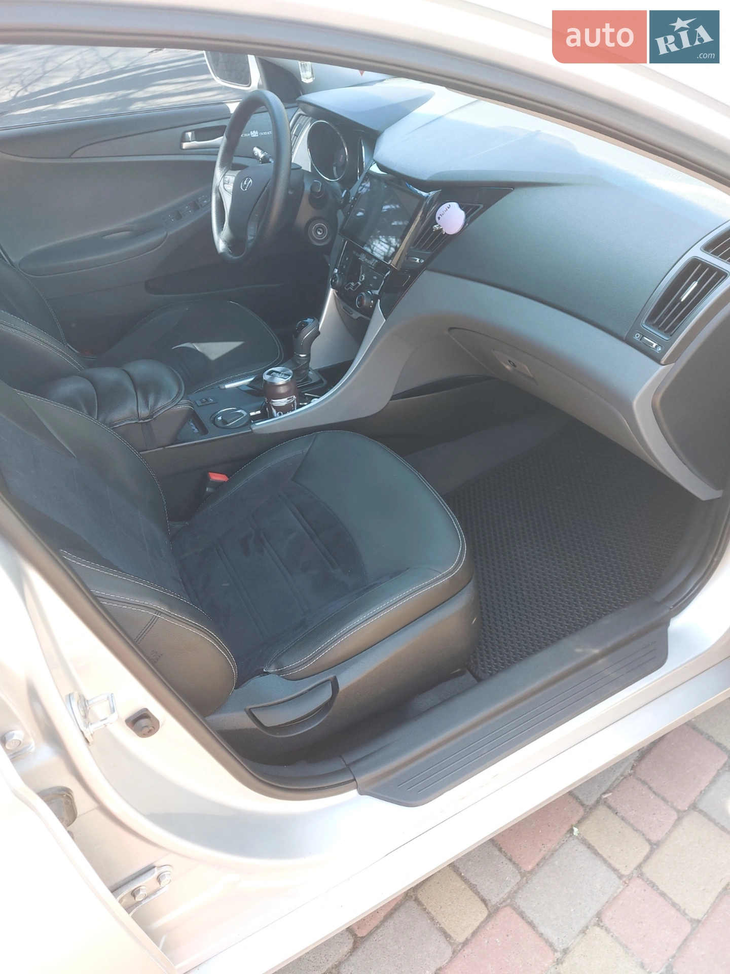 2012 Hyundai Sonata - мініатюра 23