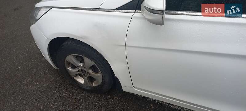 Седан Hyundai Sonata 2014 в Киеве