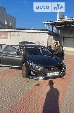 Седан Hyundai Sonata 2017 в Прилуках