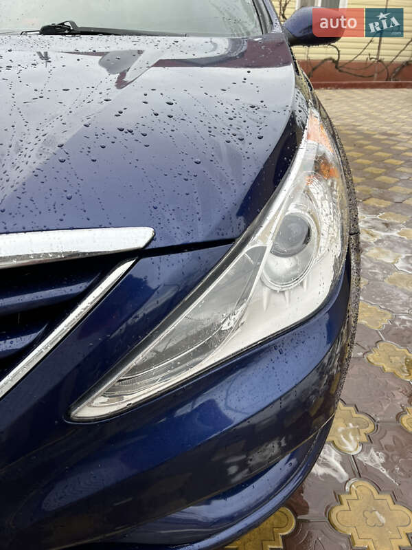 Седан Hyundai Sonata 2010 в Широкому