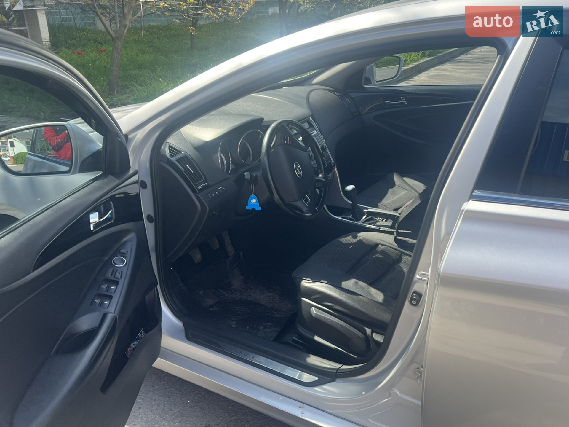 2011 Hyundai Sonata - мініатюра 21