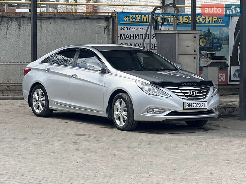 Седан Hyundai Sonata 2011 в Сумах