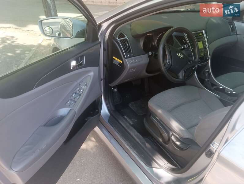 Седан Hyundai Sonata 2014 в Одессе фото 5 Седан Hyundai Sonata 2014 в Одессе