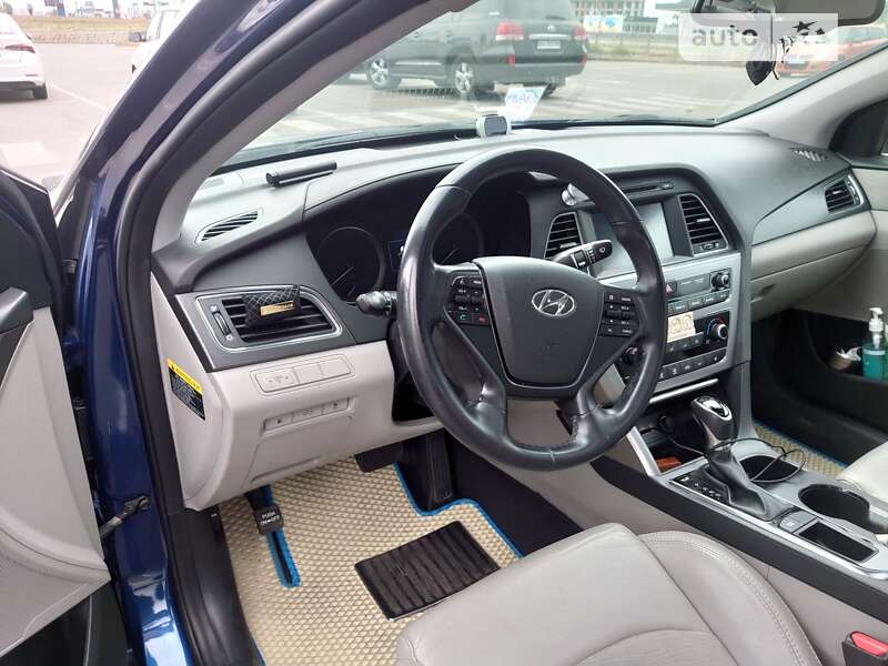 Седан Hyundai Sonata 2016 в Киеве