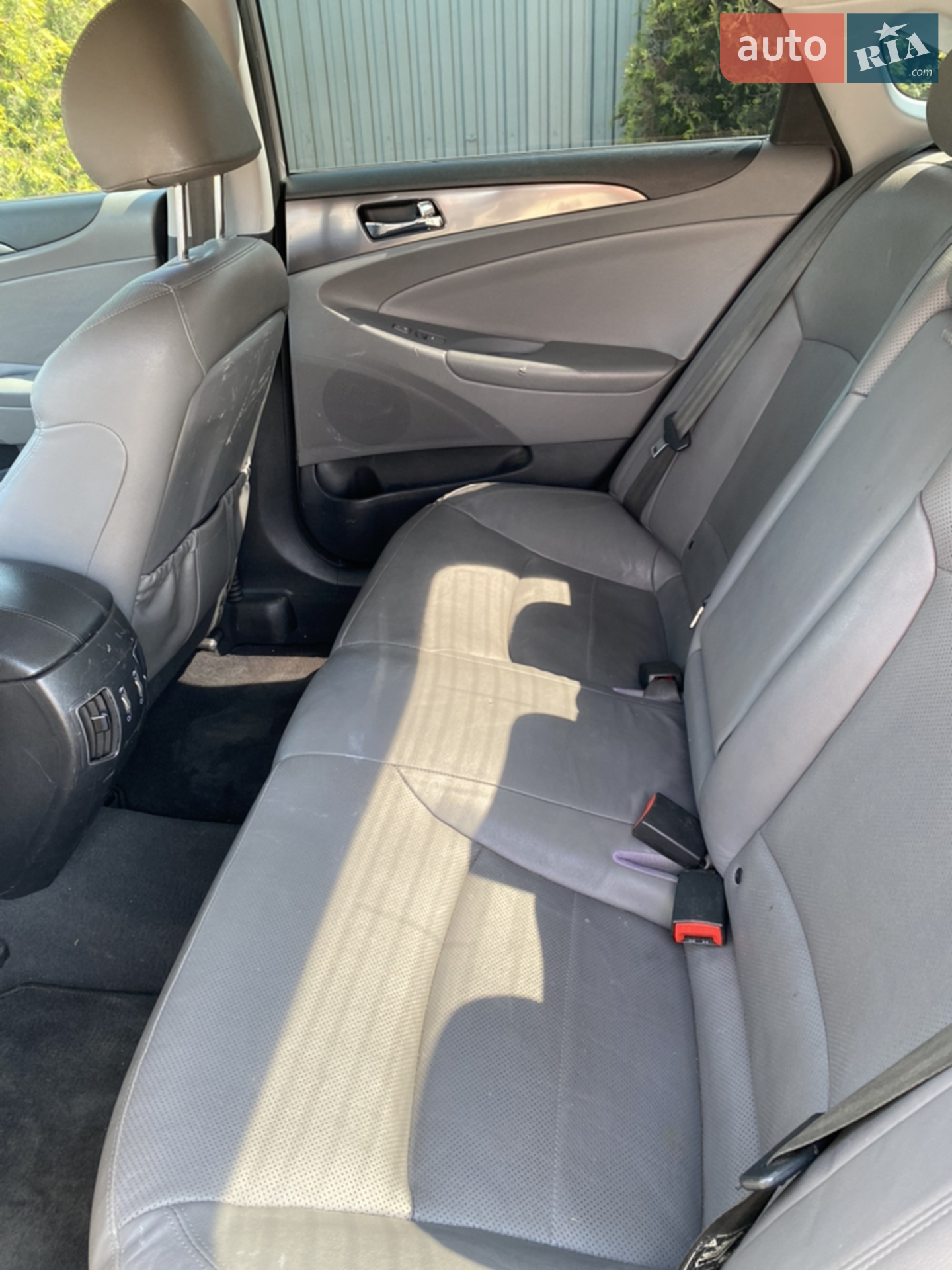 2012 Hyundai Sonata - мініатюра 16