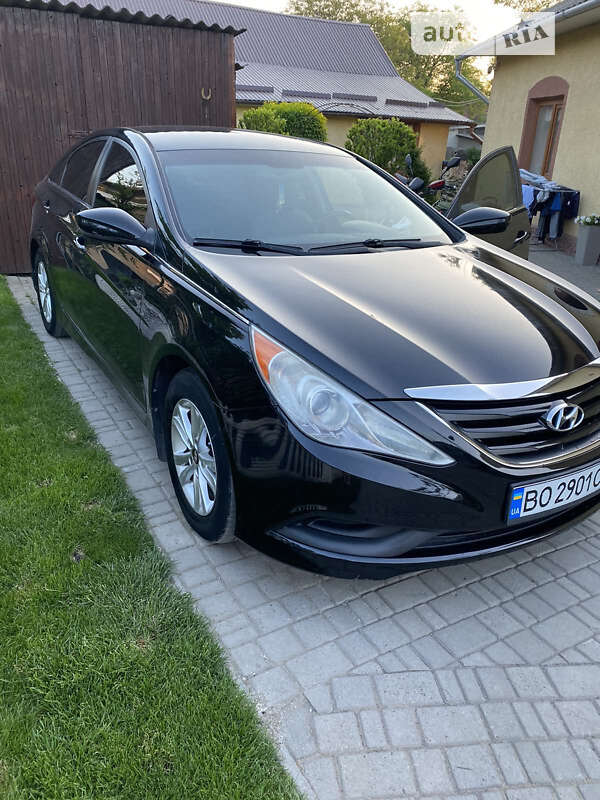 Седан Hyundai Sonata 2013 в Мельниці-Подільській