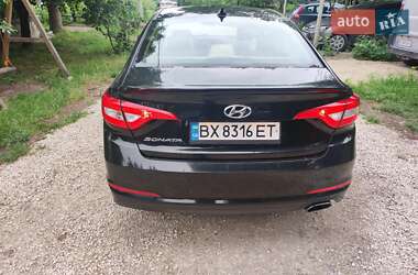 Седан Hyundai Sonata 2016 в Волочиске