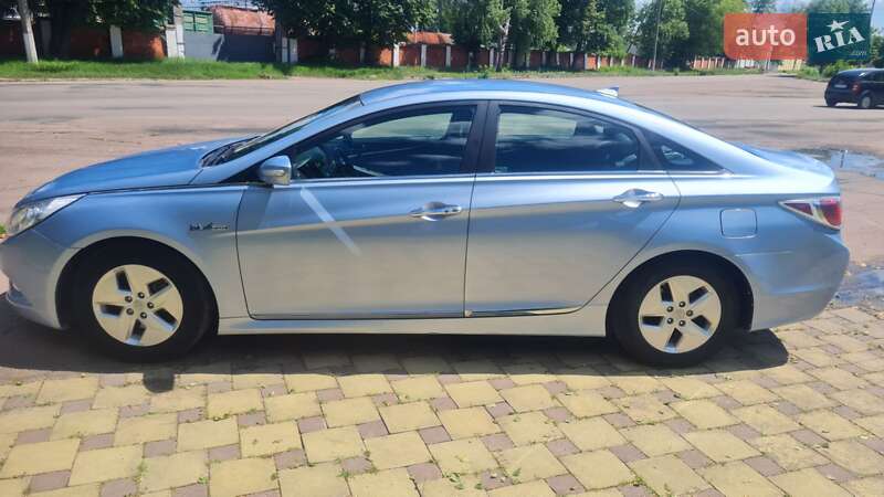 Hyundai Sonata 2012