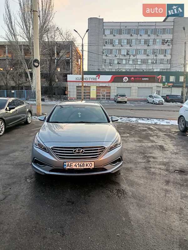 Седан Hyundai Sonata 2016 в Дніпрі