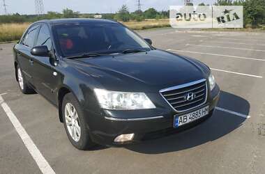 Седан Hyundai Sonata 2008 в Ладыжине