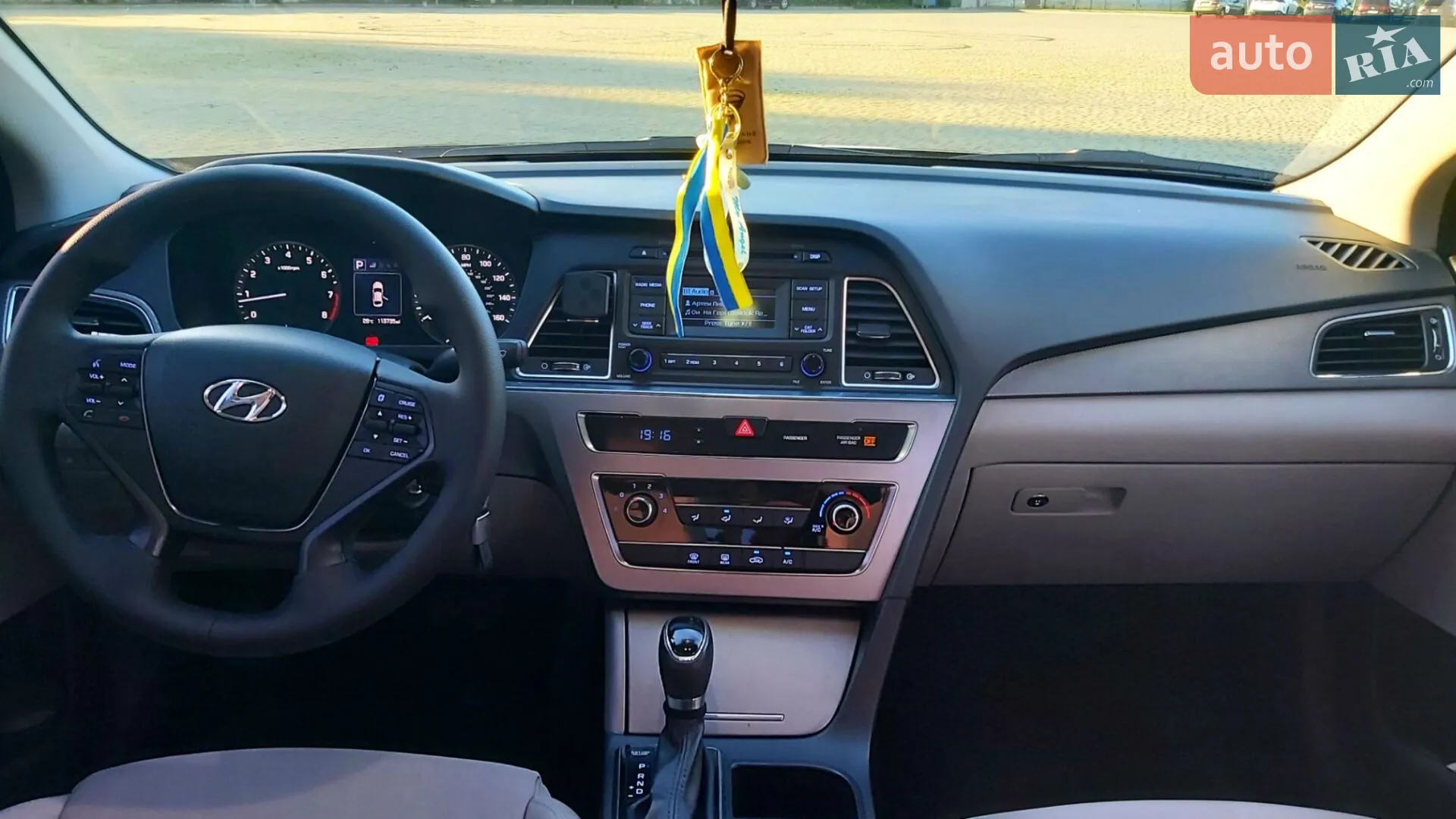 2014 Hyundai Sonata - мініатюра 19