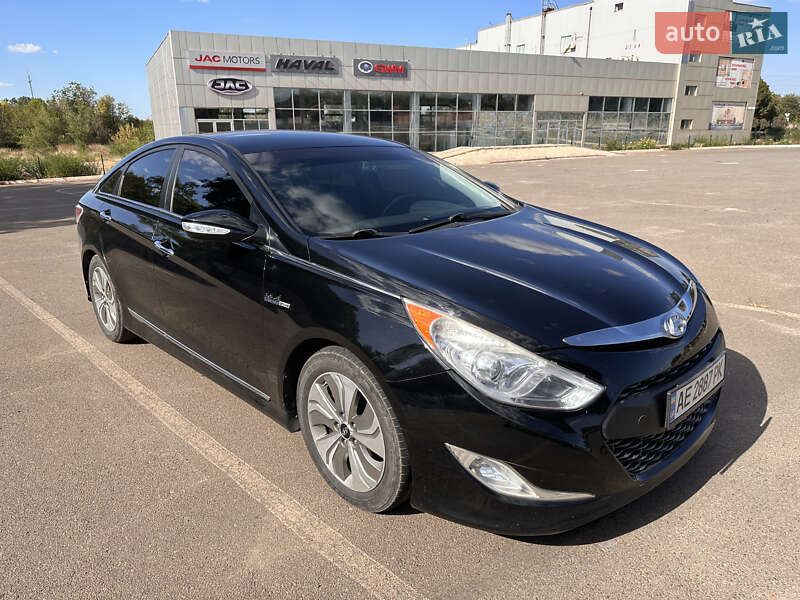 Седан Hyundai Sonata 2013 в Кривом Роге