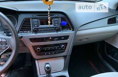 Седан Hyundai Sonata 2014 в Кривом Роге