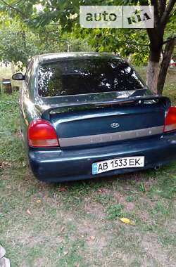 Седан Hyundai Sonata 1998 в Виннице