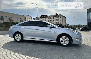 Седан Hyundai Sonata 2013 в 