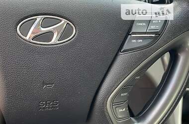 Седан Hyundai Sonata 2011 в 