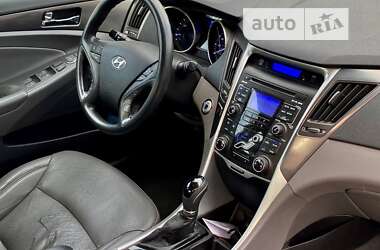 Седан Hyundai Sonata 2011 в 