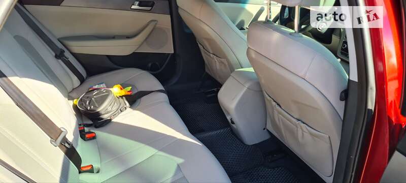 Седан Hyundai Sonata 2015 в Кременчуге
