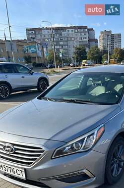 Седан Hyundai Sonata 2015 в Сумах