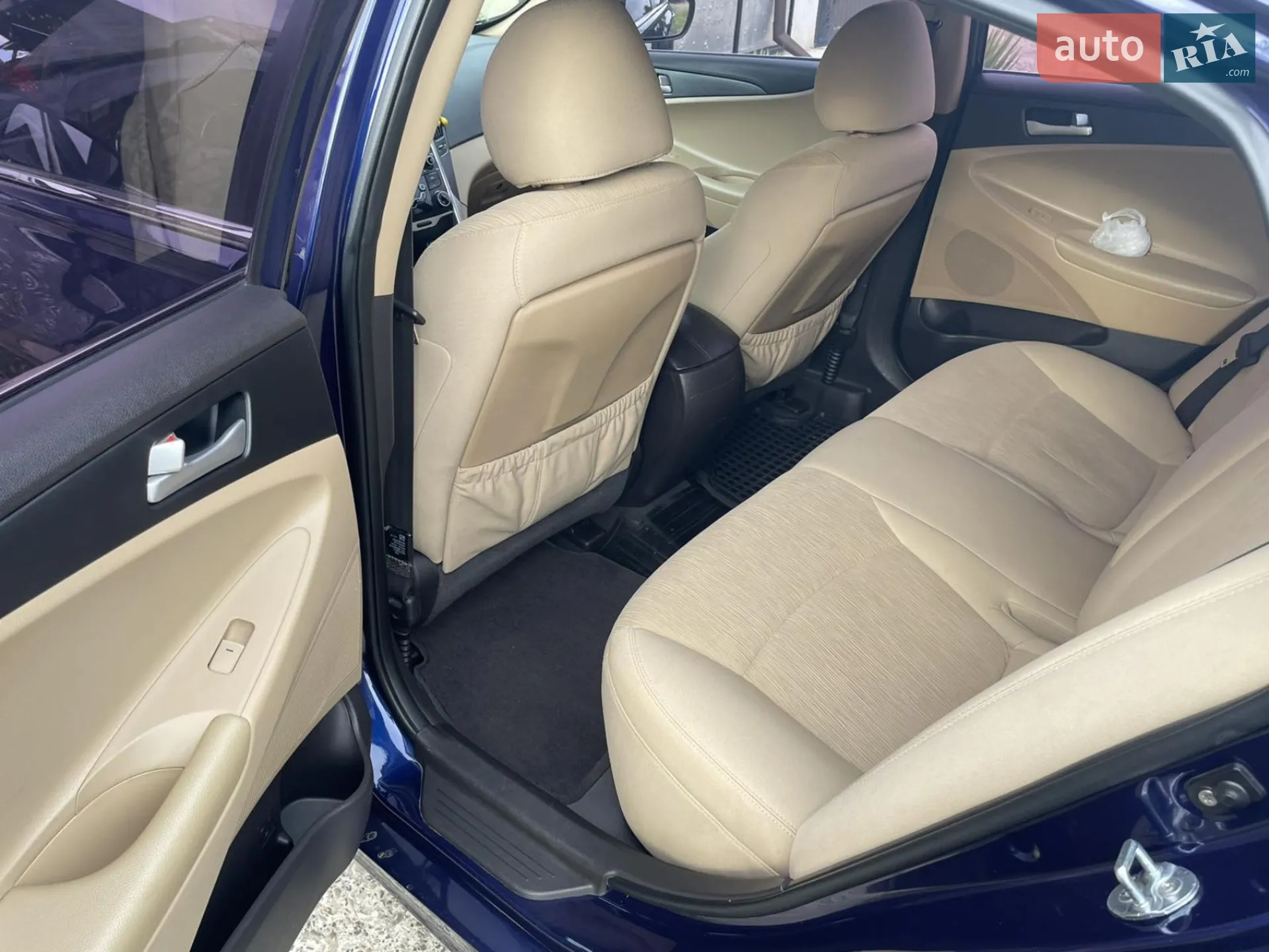 2011 Hyundai Sonata - мініатюра 8