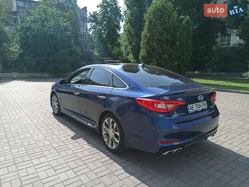 Седан Hyundai Sonata 2015 в Киеве