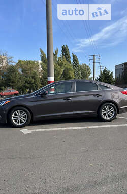 Седан Hyundai Sonata 2015 в 