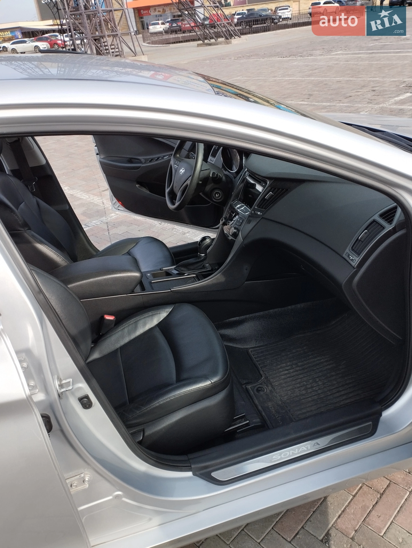 2011 Hyundai Sonata - мініатюра 9