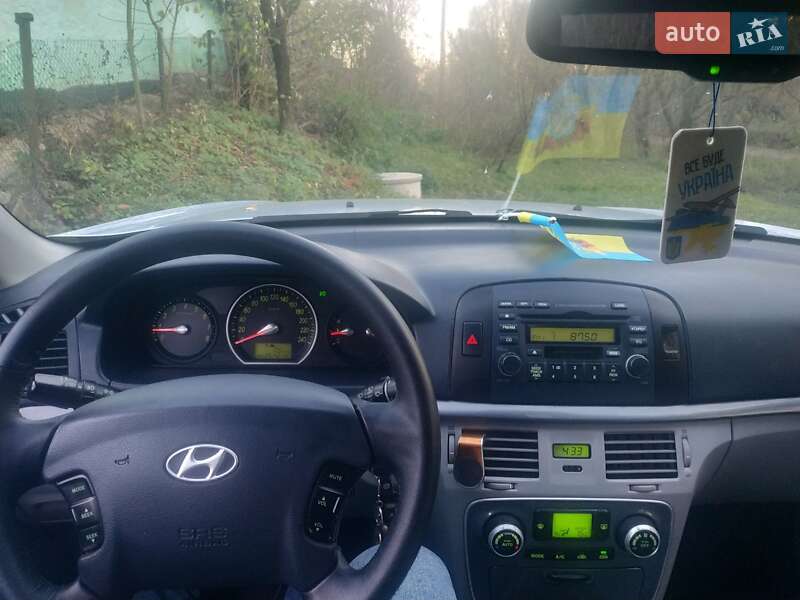 Седан Hyundai Sonata 2006 в Івано-Франківську