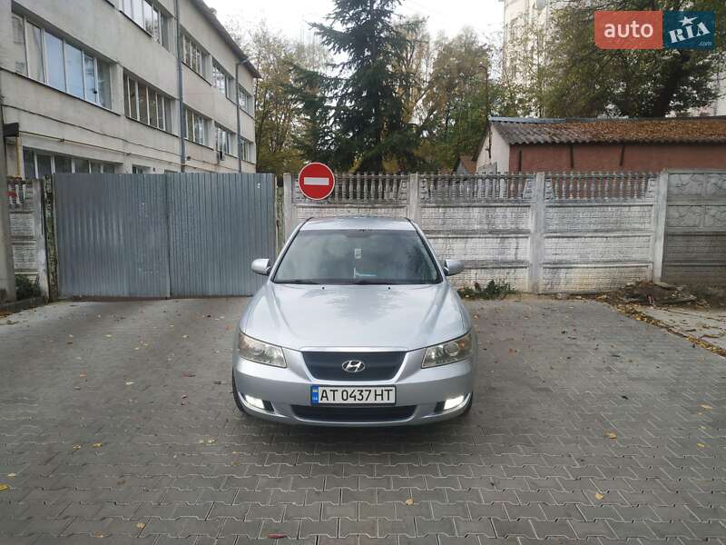 Седан Hyundai Sonata 2006 в Івано-Франківську
