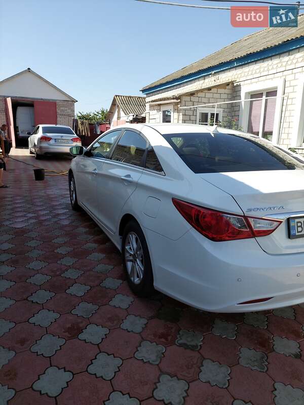 Седан Hyundai Sonata 2013 в Кривому Озері
