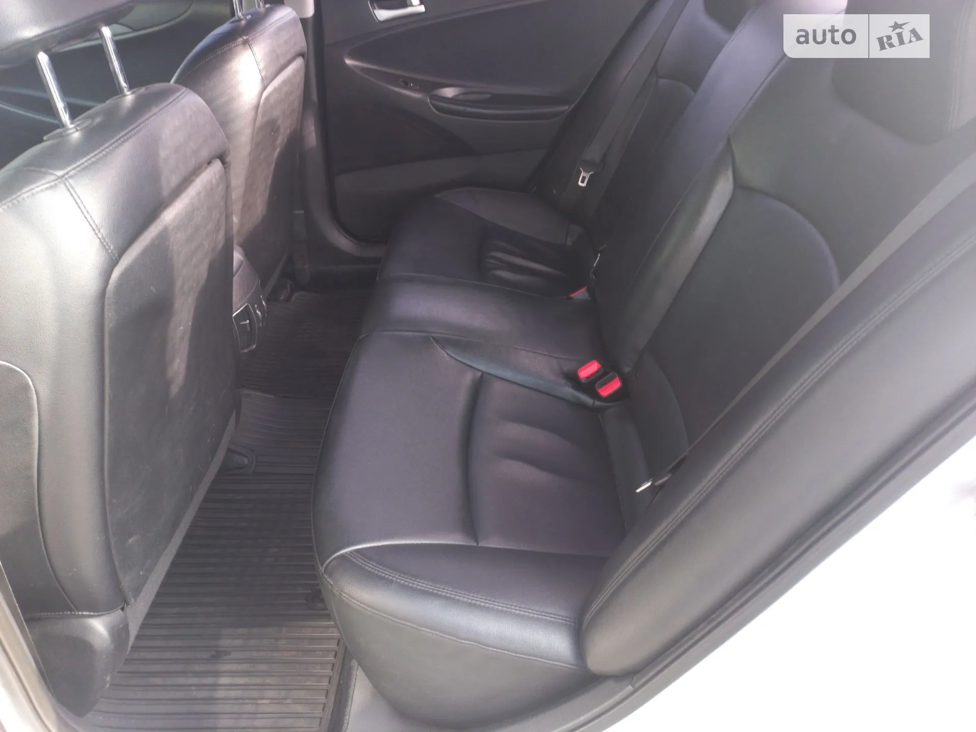 2013 Hyundai Sonata - мініатюра 8
