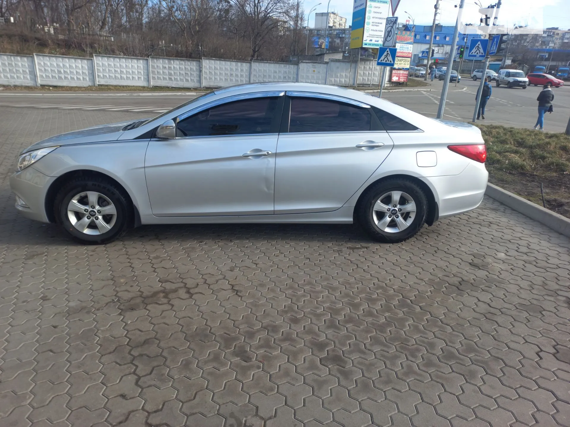 2013 Hyundai Sonata - мініатюра 12