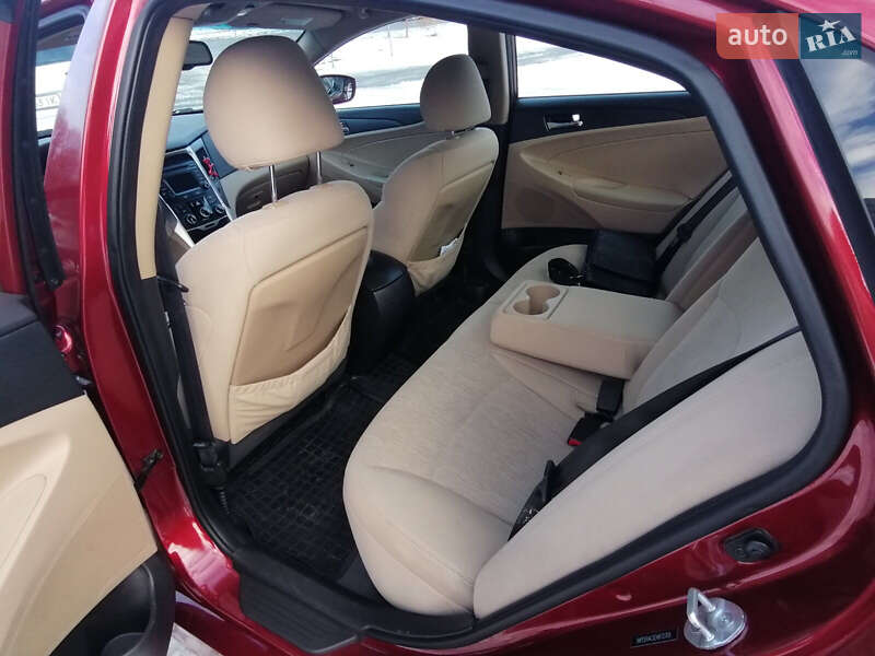 Седан Hyundai Sonata 2013 в Рівному