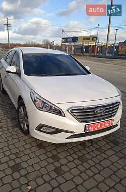 Седан Hyundai Sonata 2016 в Киеве